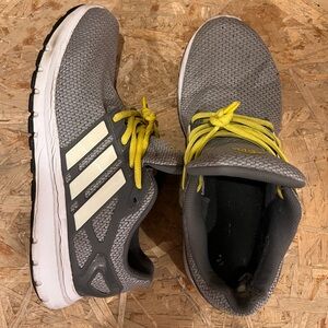 Men’s Adidas ultraboost shoes
